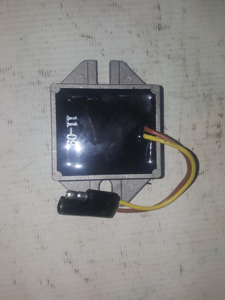 VOLTAGE REGULATOR - POLARIS - 2203873