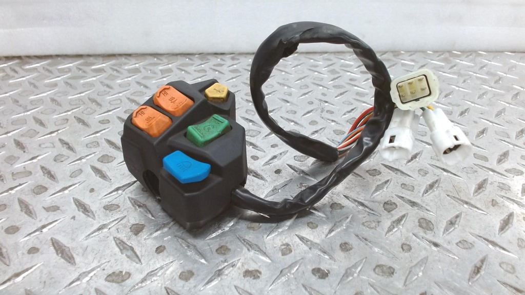 [2010409-001] control assembly, left (2010409-001)