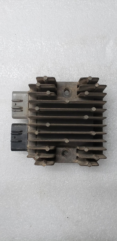 [2206367-001] REGULATOR ADAPTOR KIT (2206367-001)