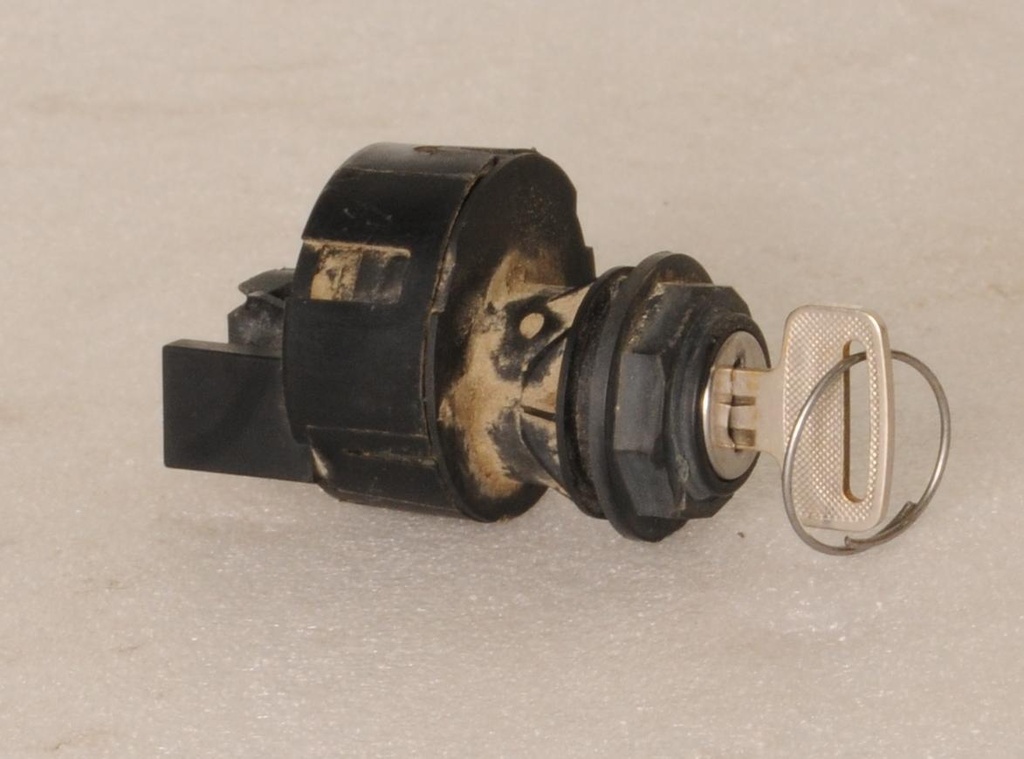 [4012165-001] 3 position key switch (4012165-001)