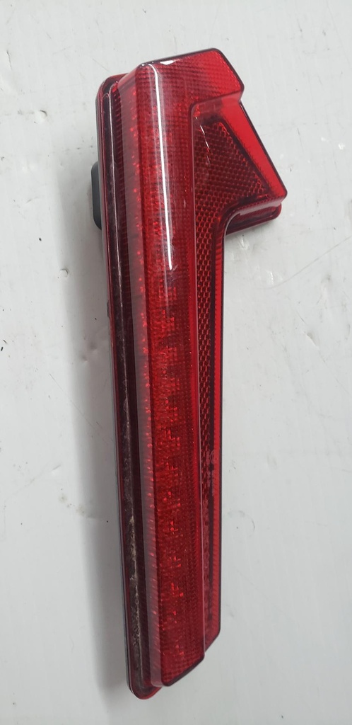 [2413429-001] taillight assembly, left (2413429-001)