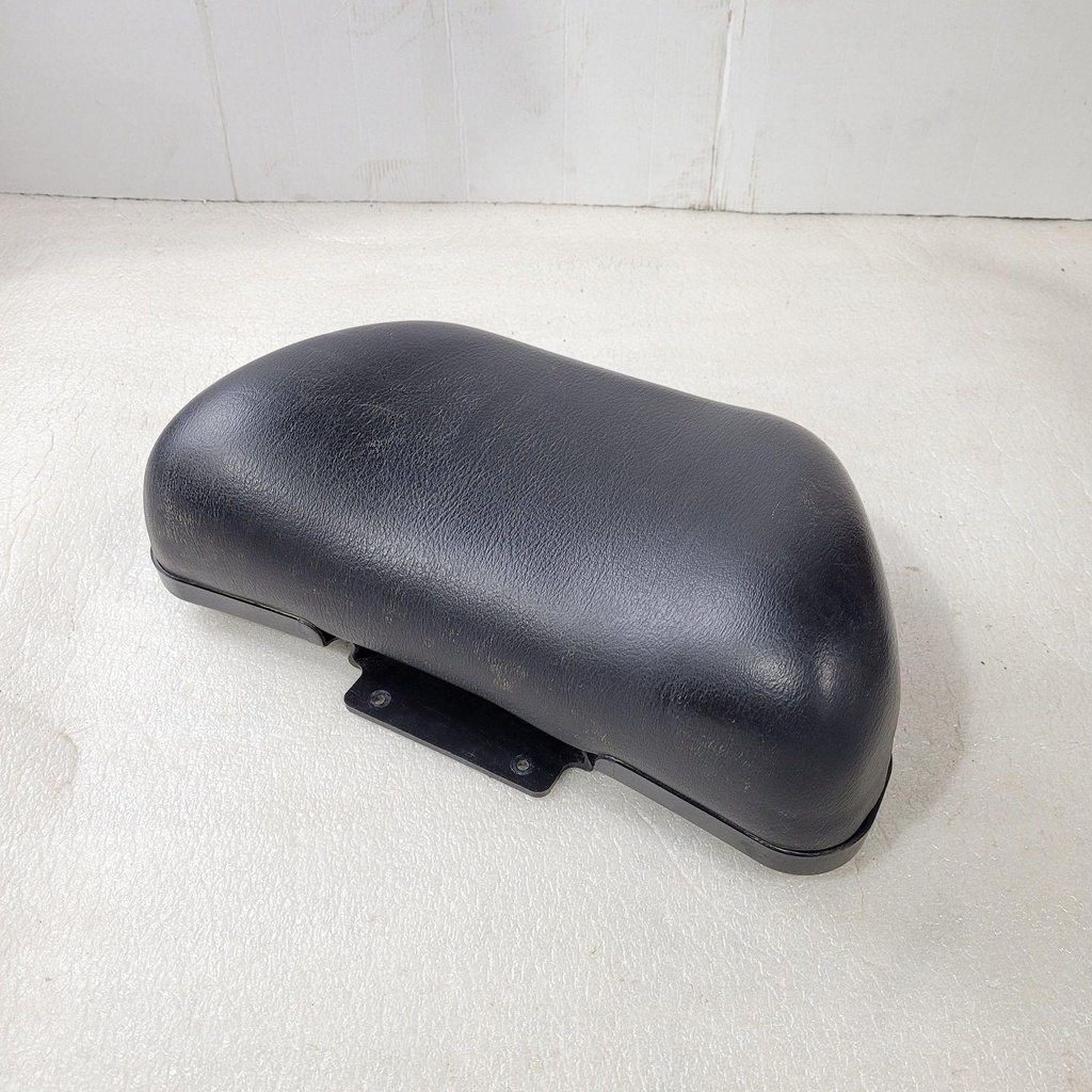 [2684915-070-001] BACKREST ASSEMBLY, GLOSS BLACK (2684915-070-001)
