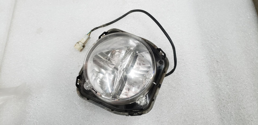 [2UD843000000-001] (new ref. 2ud-84300-01-00) headlight assy (2UD843000000-001)