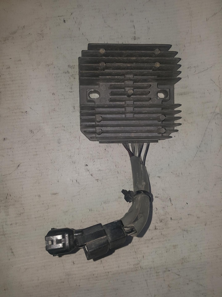 [3402-682-001] Regulator, Voltage ARTIC CAT  - 3402-682 (3402-682-001)