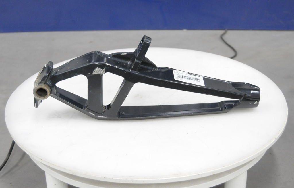 [3703-214-001] Spindle, Steering - Right - Black (inc. 2) (3703-214-001)