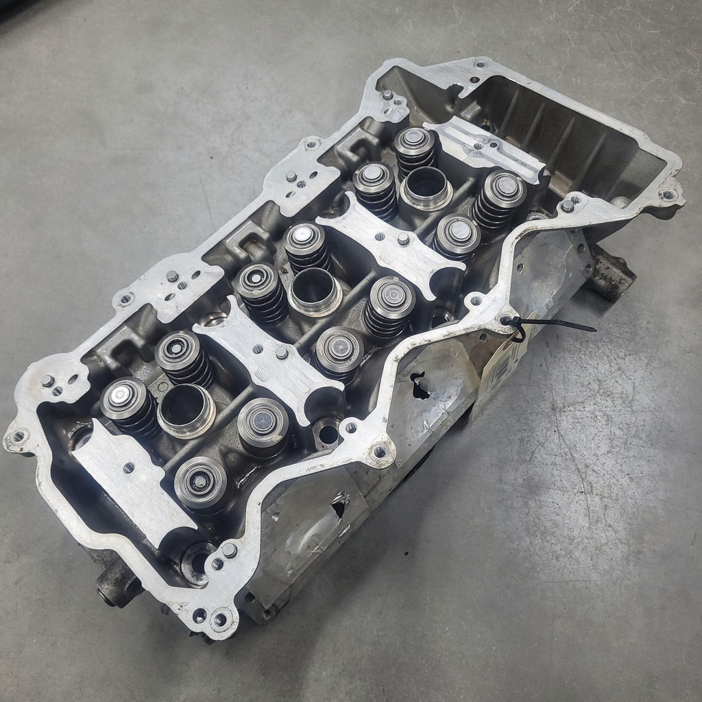 [420623416-001] cylinder head ass'y (420623416-001)