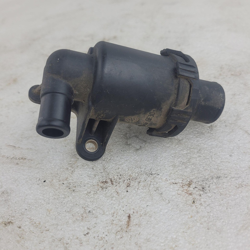 [420822541-001] thermostat housing ass'y (420822541-001)