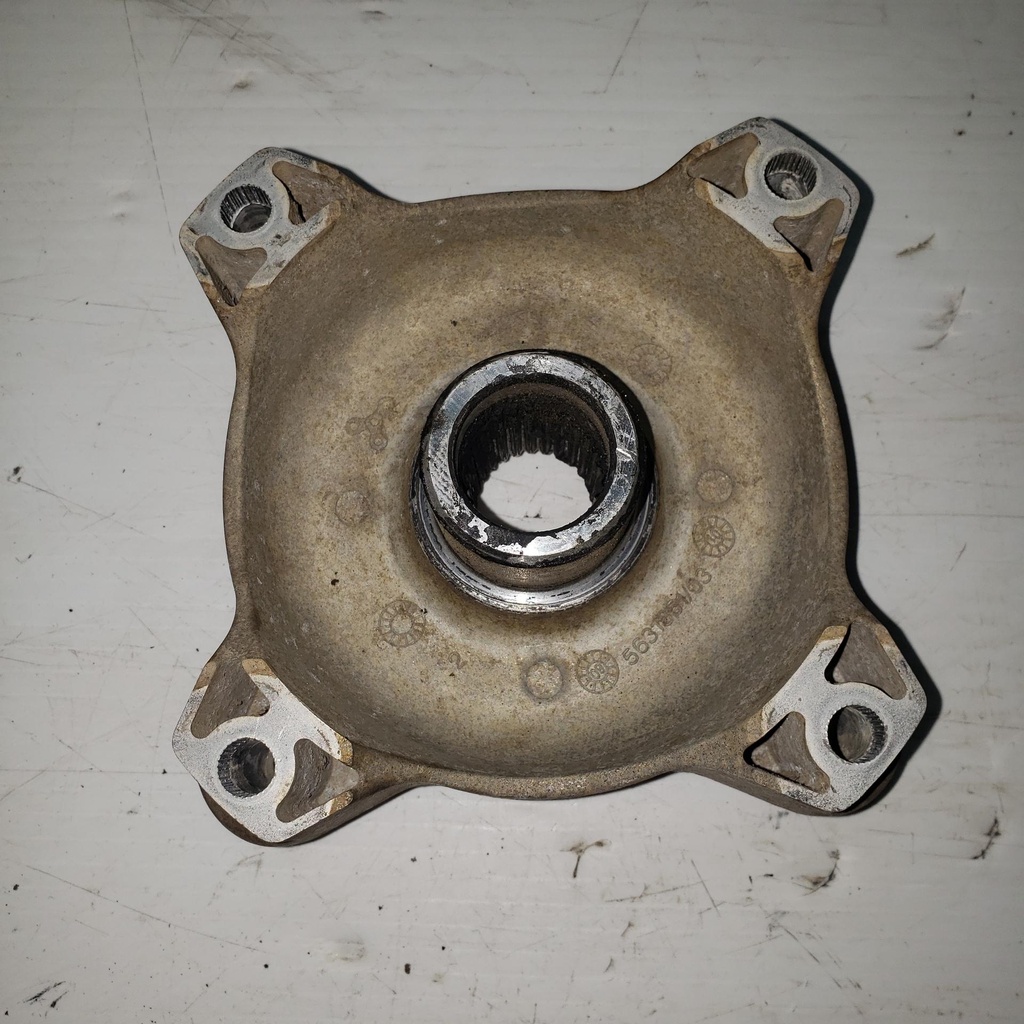 [5137219-001] front wheel hub (5137219-001)