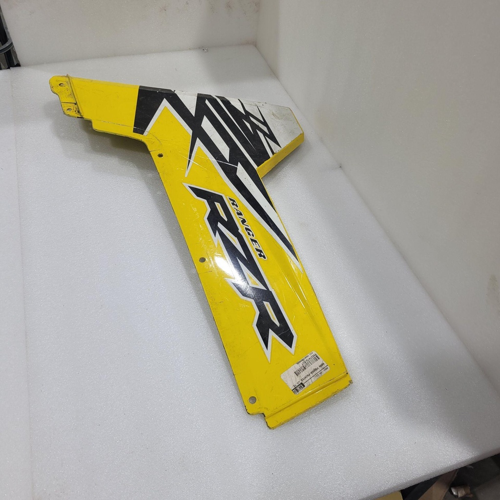 [5437472-517-001] REAR FENDER-PAINTED,LH,YE - POLARIS - 5437472-517 POLARIS