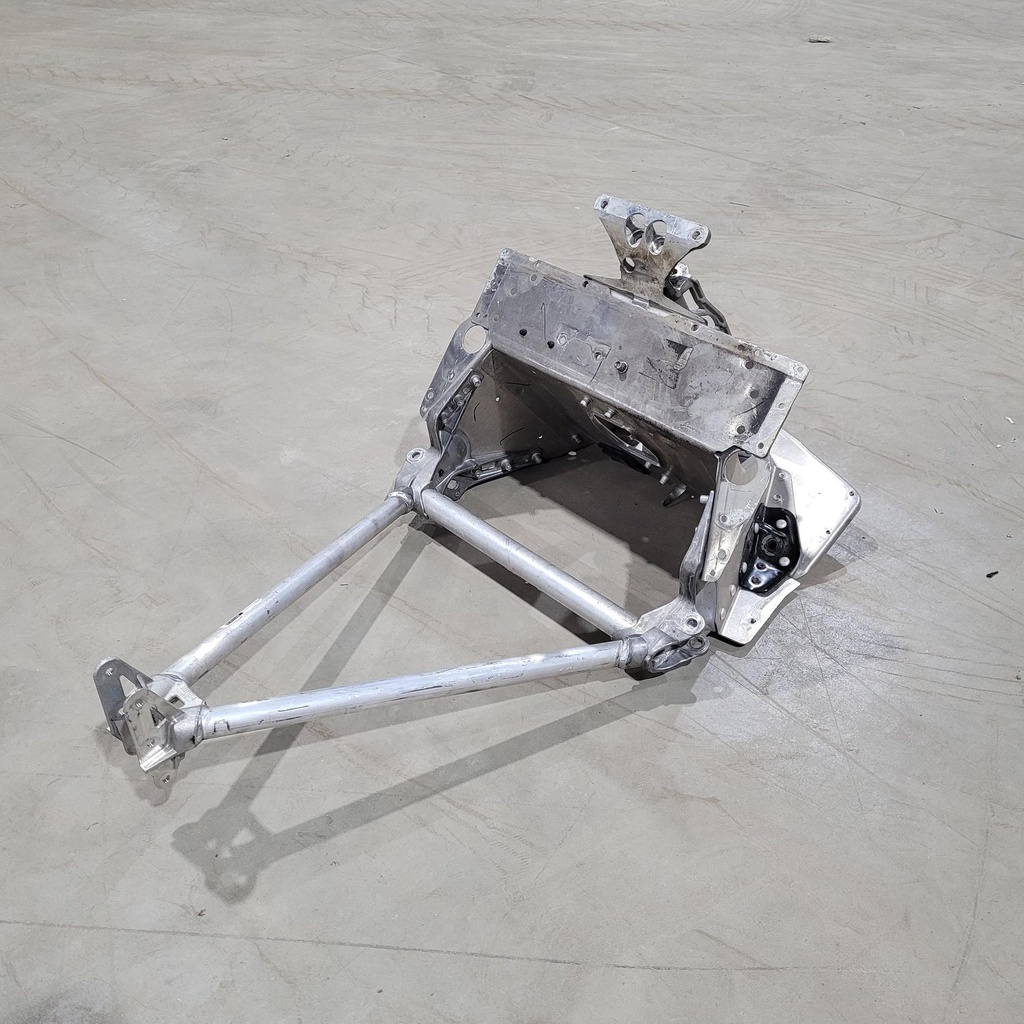 [518328320-001] cross member s module include 518327487 front susp support (518328320-001)