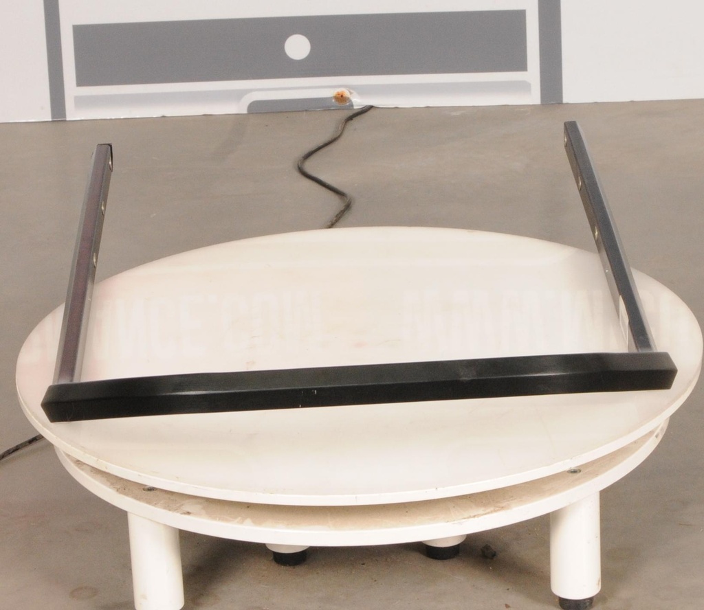 [518329553-001] rear bumper 146 model with 146" rear suspension (518329553-001)
