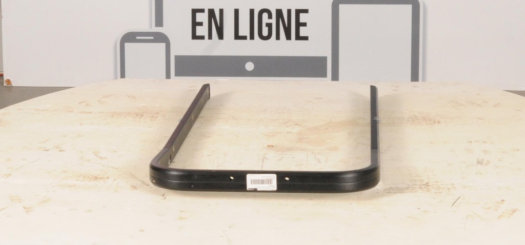 [518330197-001] black, 137 hitch bumper (518330197-001)