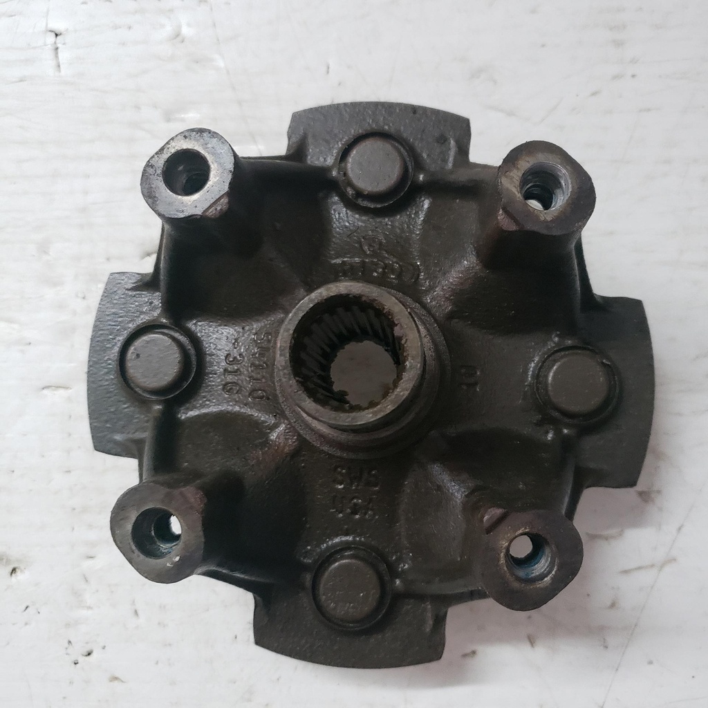 [54110-31G00-001] (new ref. 54110-31g10) hub, front wheel (54110-31G00-001)