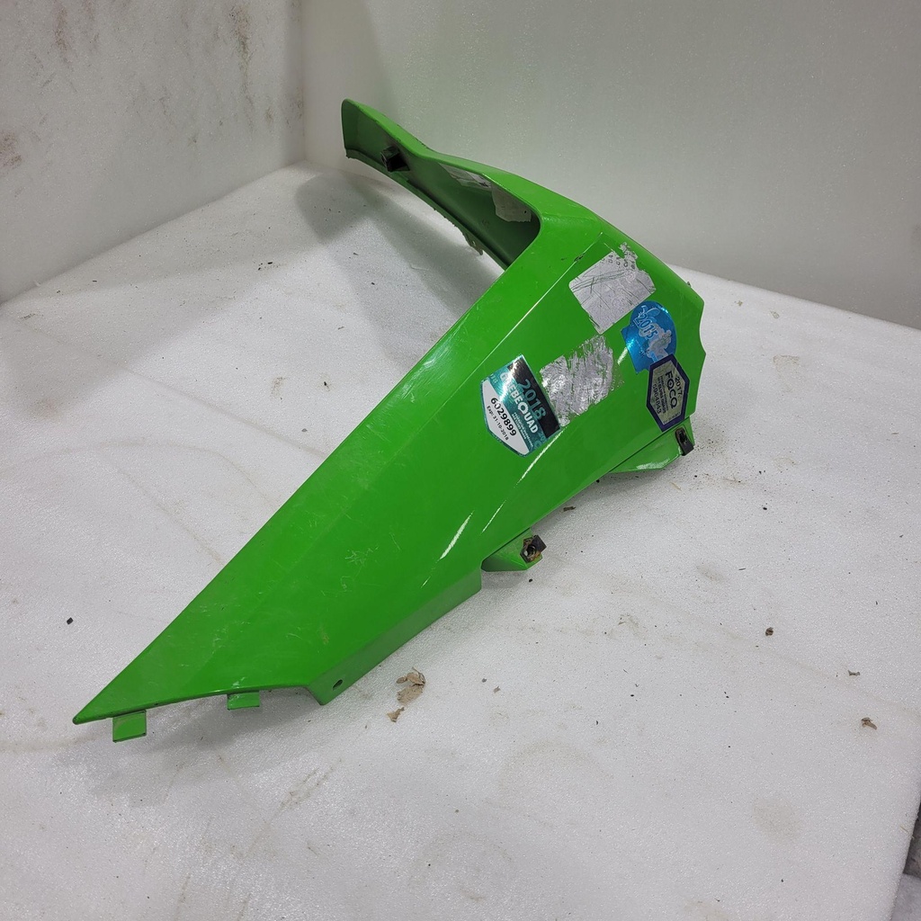 [5506-509-001] fender, front - left - green