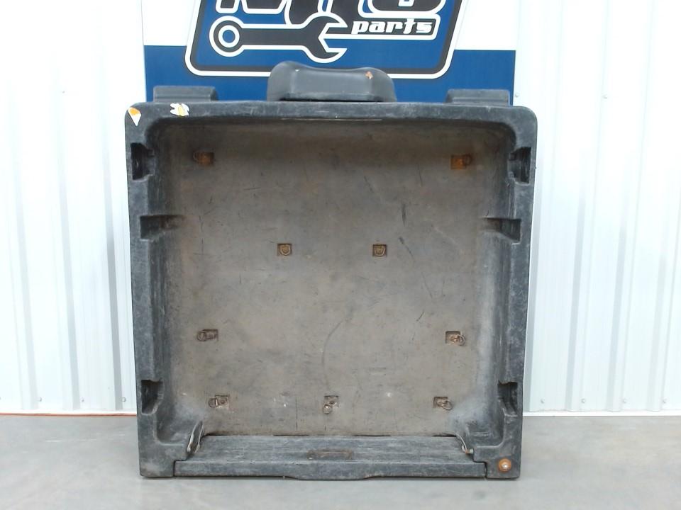 [5439200-001] MOLDED BOX, 6 X 6 (5439200-001)