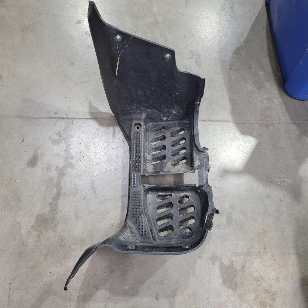 [63331-31G01-291-001] (new ref. 63331-31g03-291) mudguard, front rh (black) (63331-31G01-291-001)