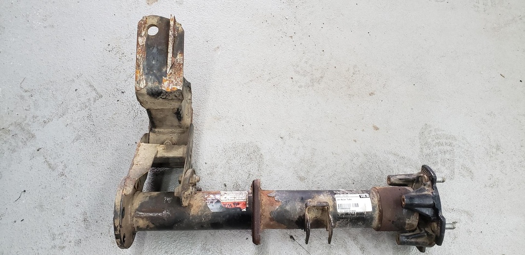 LH AXLE TUBE