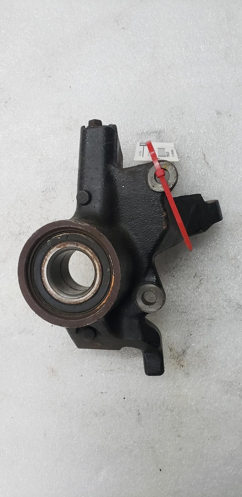 [705401204-001] lh front knuckle (705401204-001)