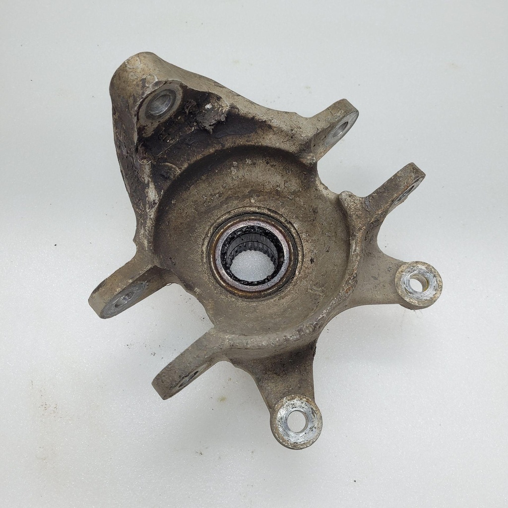 [705501730-001] lh rear knuckle (705501730-001)