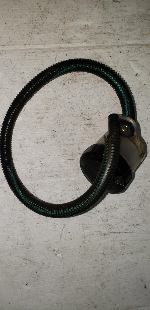 [705601020-001] oil tank (705601020-001)