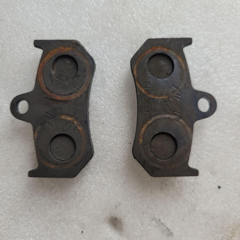 . .brake pad kit 2