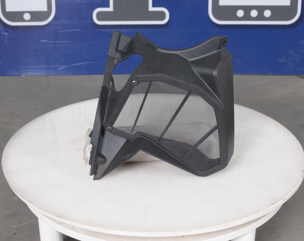 Vent, Front 2 - 8KC-K715J-00-00