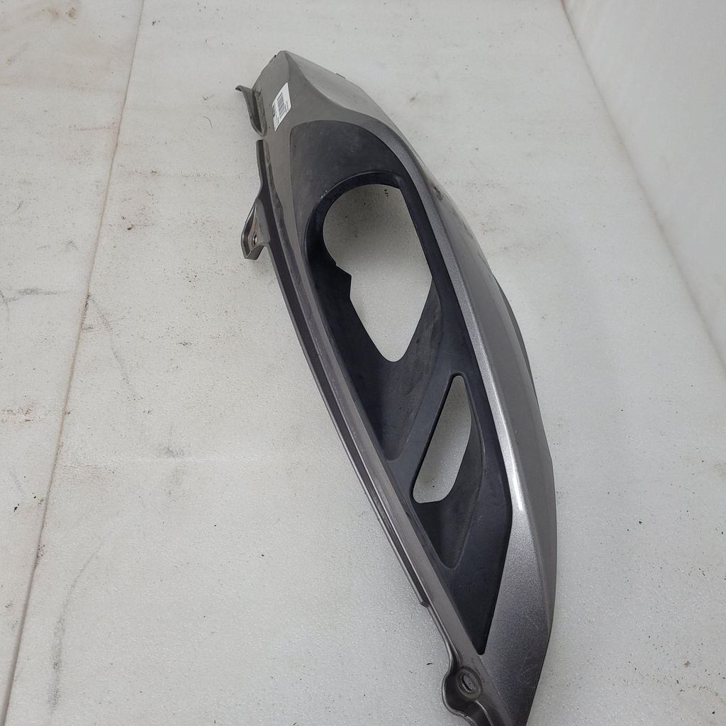 [705004596-001] (new ref. 705005557) lh front panel, metallic magnesium rs, magnesium model