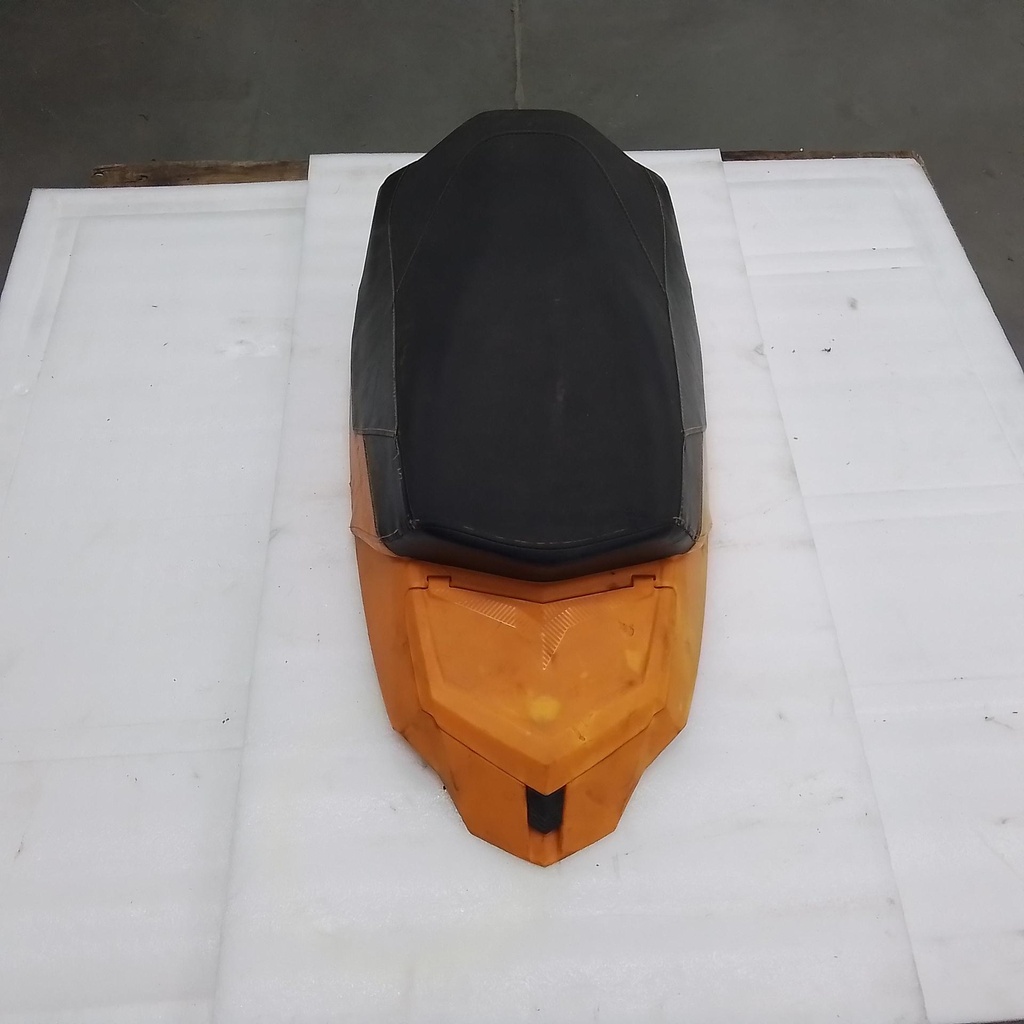 [510005729-001] seat cover, all black (510005729-001)