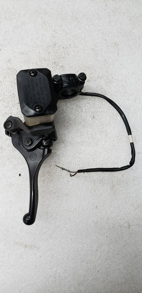 [507032585-001] master cylinder ass'y (507032585-001)