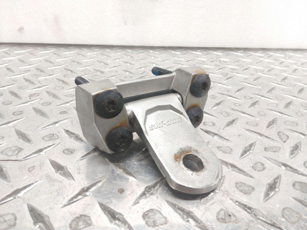 [860201023-001] Heavy-Duty Tongue Hitch (860201023-001)