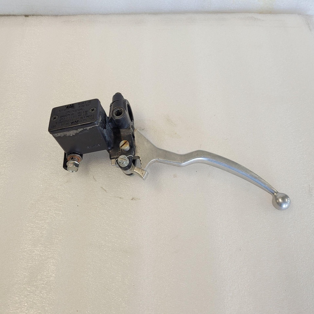 (new ref. 705600844) master cylinder