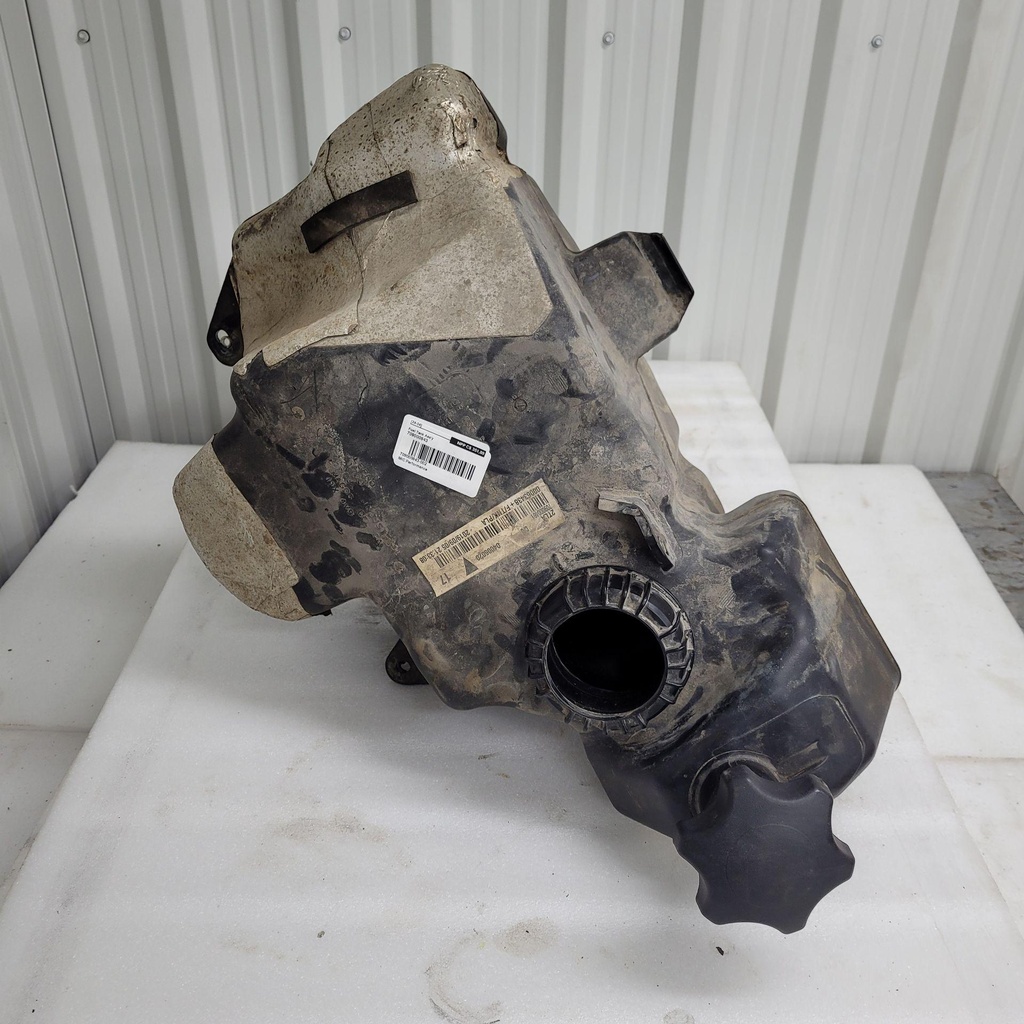 [709000843-001] fuel tank ass'y (709000843-001)